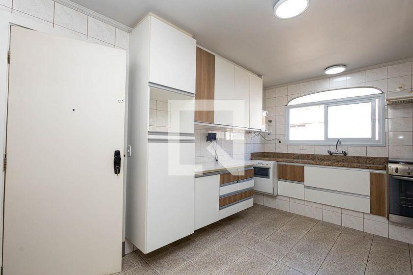 Apartamento à Venda – Bela Vista, 3 Quartos, 300 m² – São Paulo