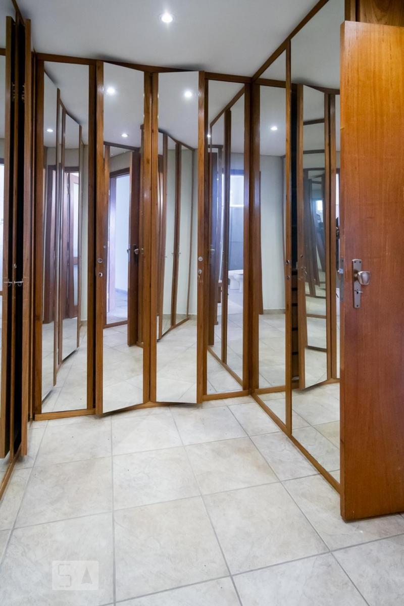 Casa à Venda – Campo Belo, 4 Quartos, 600 m² – São Paulo