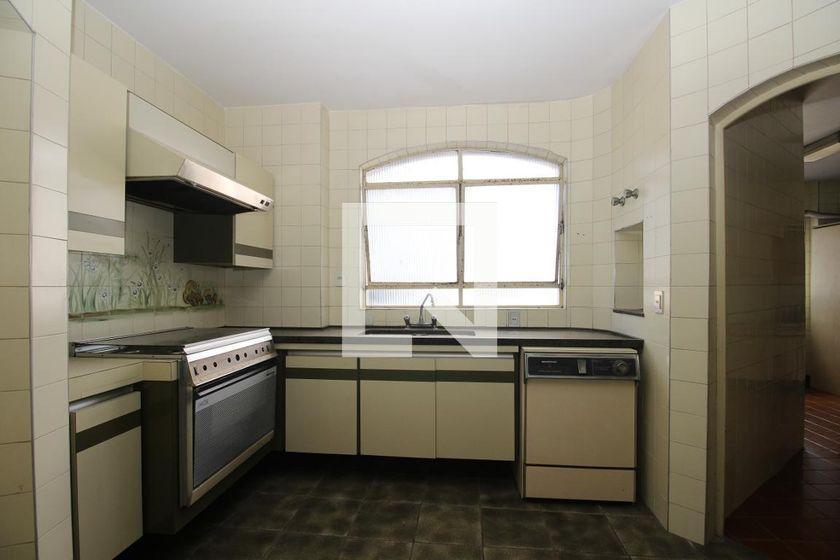 Apartamento à Venda – Portal do Morumbi, 4 Quartos, 355 m² – São Paulo