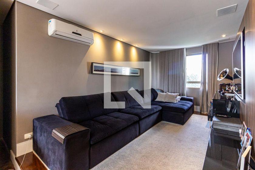 Apartamento à Venda – Pacaembu, 3 Quartos, 306 m² – São Paulo