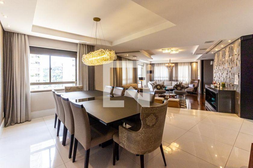 Apartamento à Venda – Pacaembu, 3 Quartos, 306 m² – São Paulo