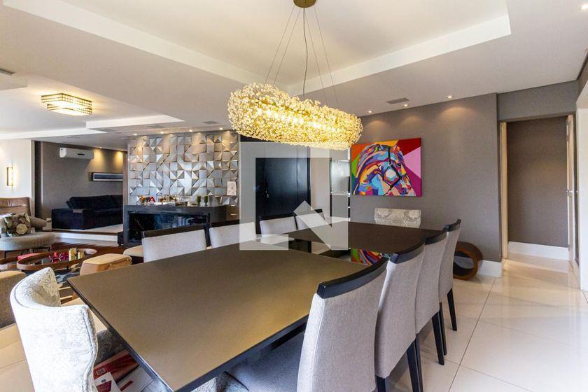 Apartamento à Venda – Pacaembu, 3 Quartos, 306 m² – São Paulo