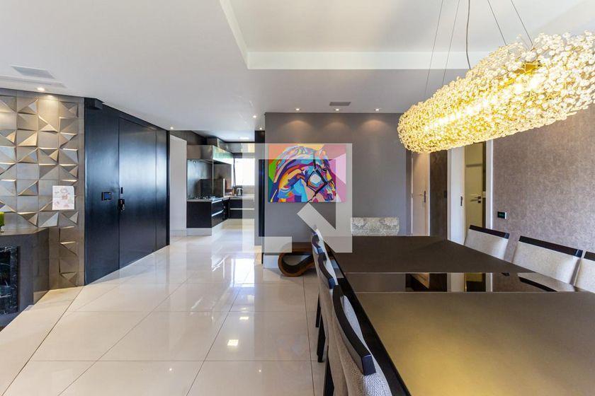 Apartamento à Venda – Pacaembu, 3 Quartos, 306 m² – São Paulo