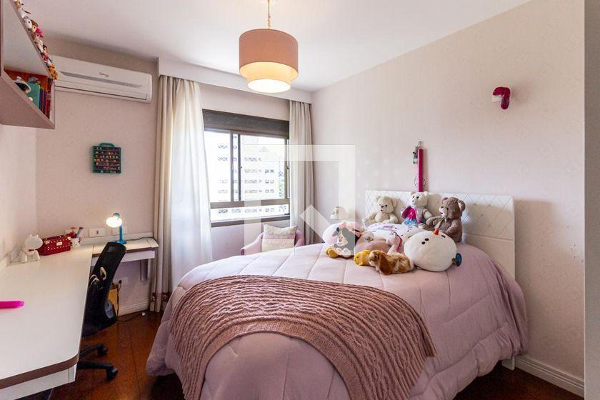Apartamento à Venda – Pacaembu, 3 Quartos, 306 m² – São Paulo