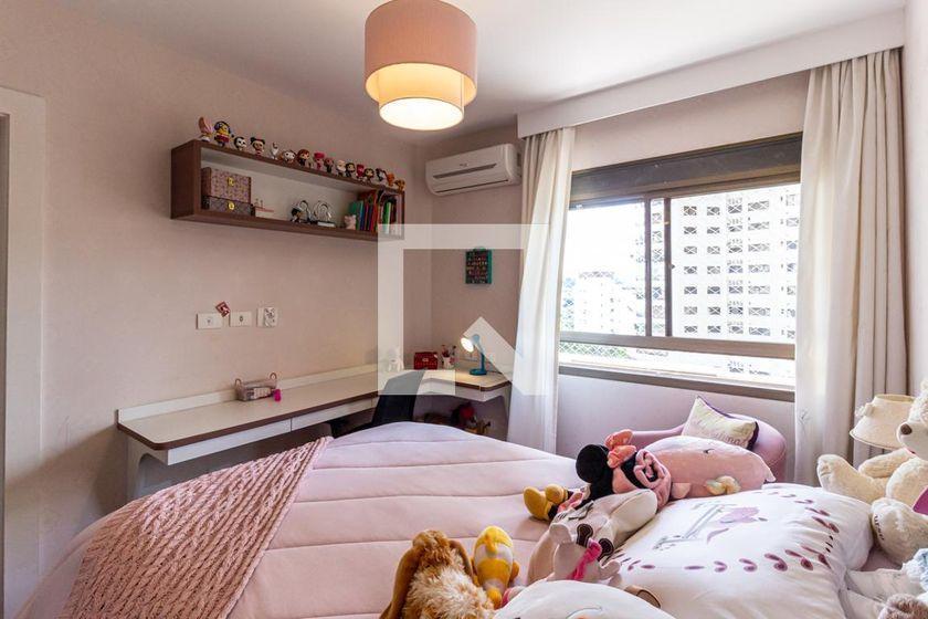 Apartamento à Venda – Pacaembu, 3 Quartos, 306 m² – São Paulo