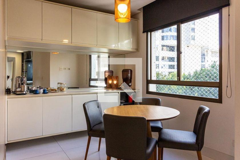 Apartamento à Venda – Pacaembu, 3 Quartos, 306 m² – São Paulo
