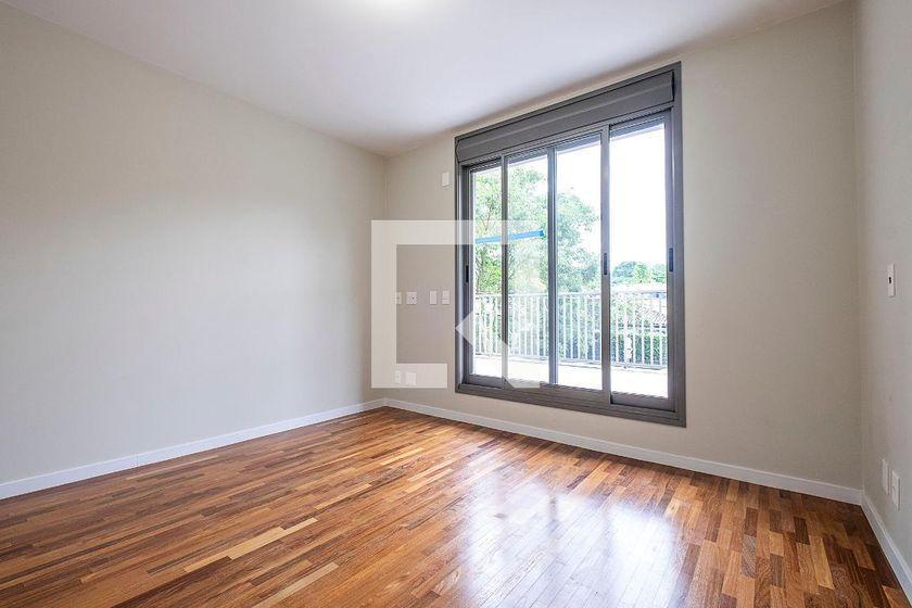Casa à Venda – Alto de Pinheiros, 5 Quartos, 370 m² – São Paulo