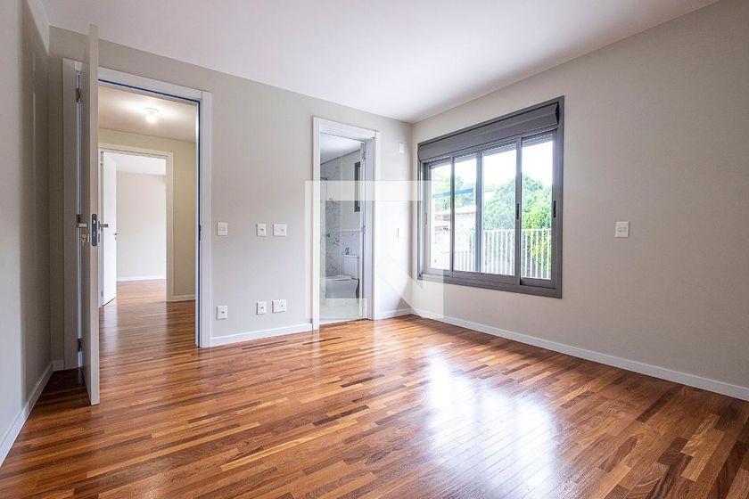 Casa à Venda – Alto de Pinheiros, 5 Quartos, 370 m² – São Paulo