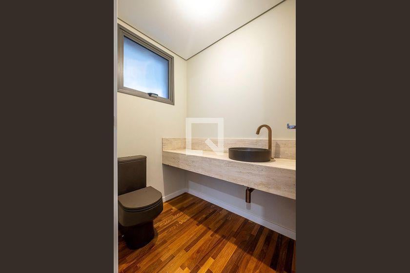 Casa à Venda – Alto de Pinheiros, 5 Quartos, 370 m² – São Paulo
