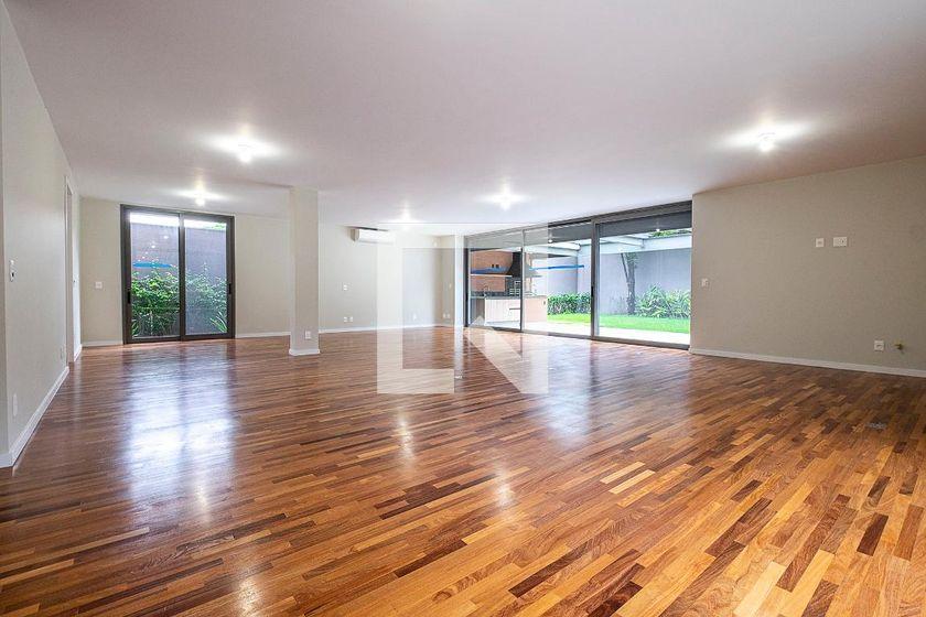 Casa à Venda – Alto de Pinheiros, 5 Quartos, 370 m² – São Paulo