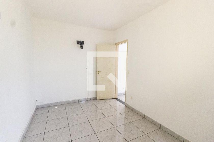 Casa à Venda – Lauzane Paulista, 2 Quartos, 100 m² – São Paulo