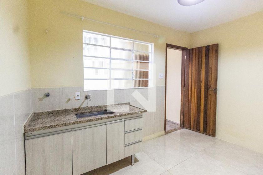 Casa à Venda – Santana, 2 Quartos, 80 m² – São Paulo