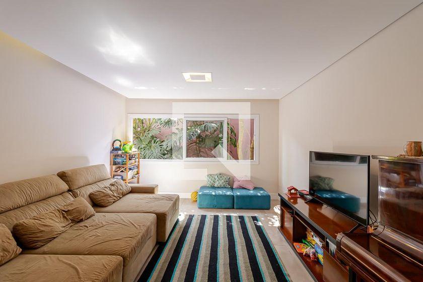 Casa à Venda – Bosque da Saúde, 6 Quartos, 380 m² – São Paulo