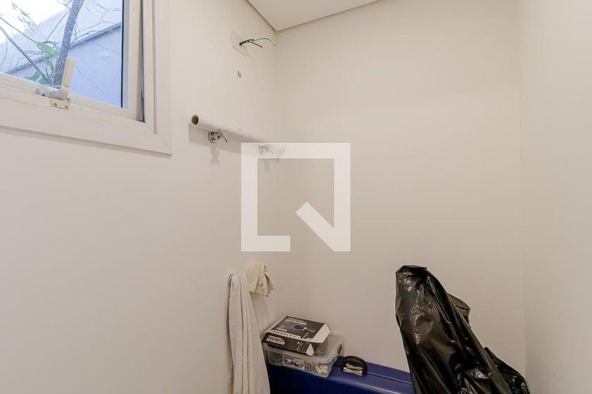 Casa à Venda – Bosque da Saúde, 6 Quartos, 380 m² – São Paulo