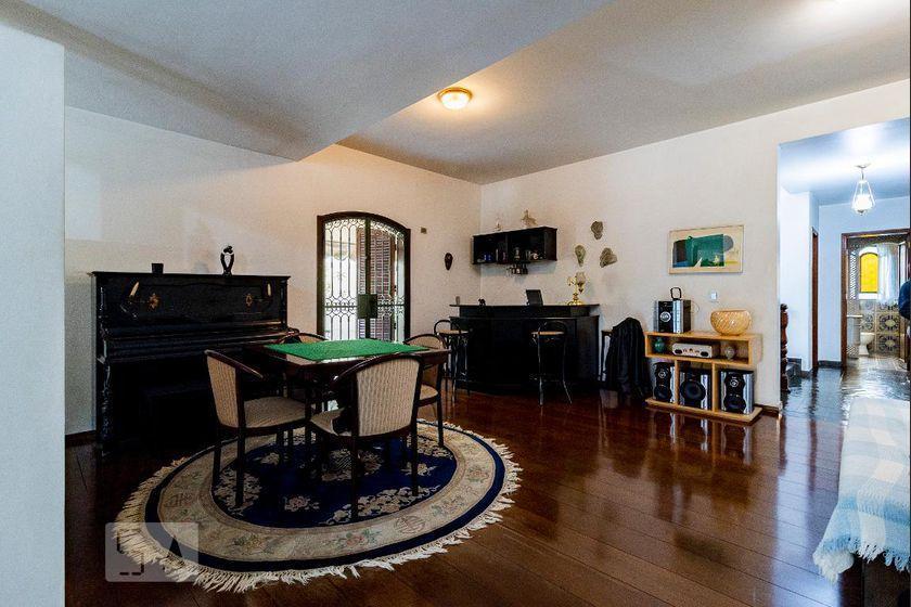 Casa à Venda – Planalto Paulista, 8 Quartos, 540 m² – São Paulo