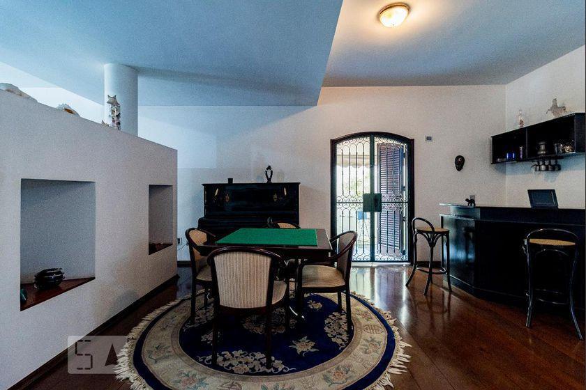 Casa à Venda – Planalto Paulista, 8 Quartos, 540 m² – São Paulo