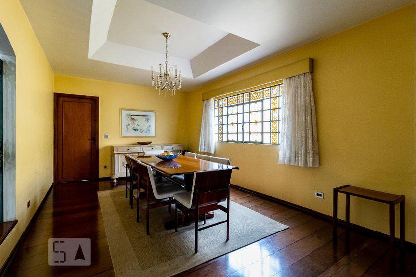 Casa à Venda – Planalto Paulista, 8 Quartos, 540 m² – São Paulo