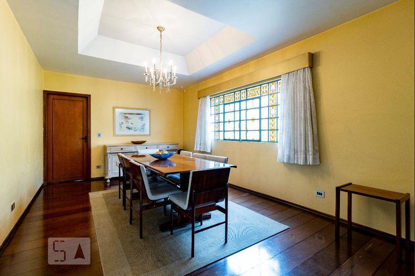Casa à Venda – Planalto Paulista, 8 Quartos, 540 m² – São Paulo