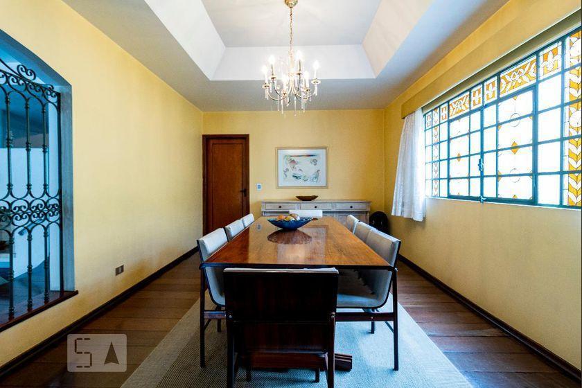 Casa à Venda – Planalto Paulista, 8 Quartos, 540 m² – São Paulo