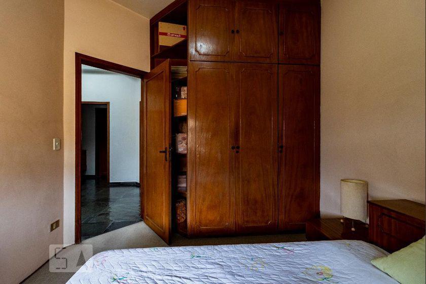 Casa à Venda – Planalto Paulista, 8 Quartos, 540 m² – São Paulo