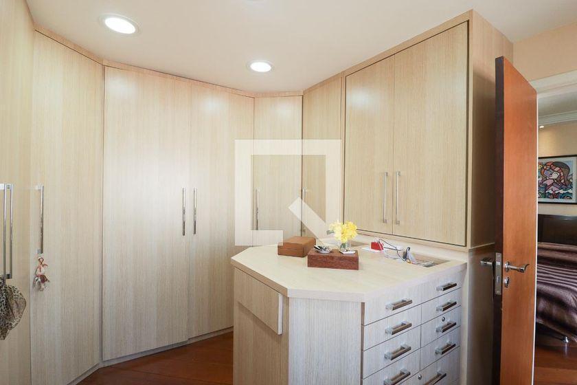 Apartamento à Venda – Santana, 3 Quartos, 330 m² – São Paulo