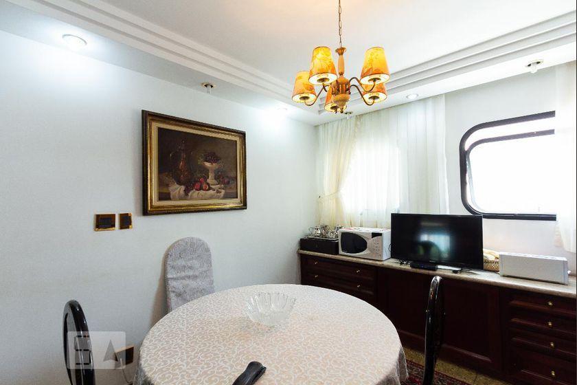 Apartamento à Venda – Moema, 3 Quartos, 294 m² – São Paulo