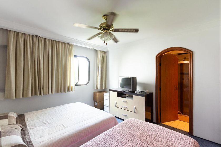 Apartamento à Venda – Moema, 3 Quartos, 294 m² – São Paulo