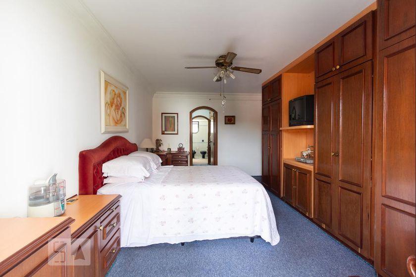 Apartamento à Venda – Moema, 3 Quartos, 294 m² – São Paulo