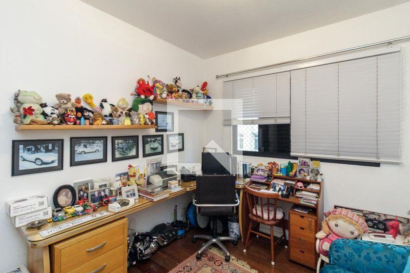 Apartamento à Venda – Higienópolis, 4 Quartos, 270 m² – São Paulo