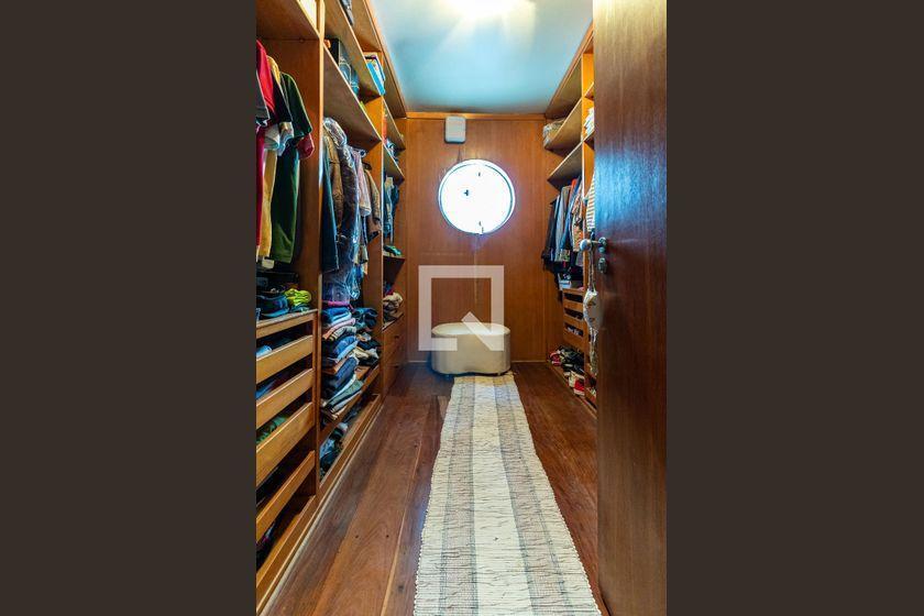 Casa à Venda – Jardim Marajoara , 5 Quartos, 600 m² – São Paulo