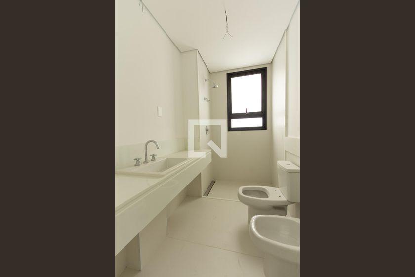 Apartamento à Venda – Moema, 5 Quartos, 374 m² – São Paulo