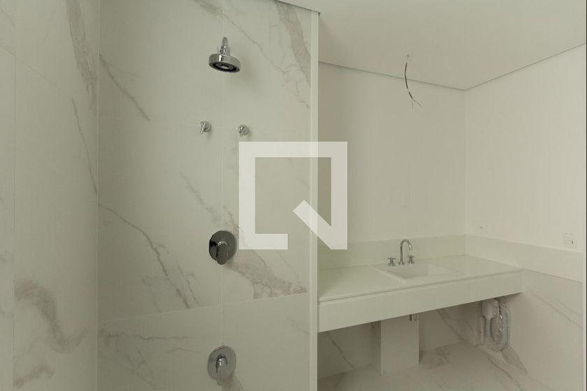 Apartamento à Venda – Moema, 5 Quartos, 374 m² – São Paulo