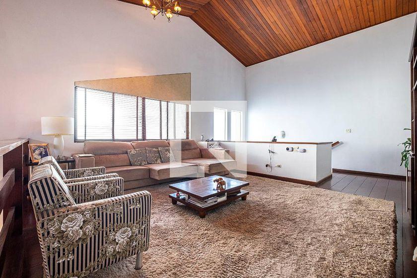 Casa à Venda – Alto de Pinheiros, 4 Quartos, 630 m² – São Paulo
