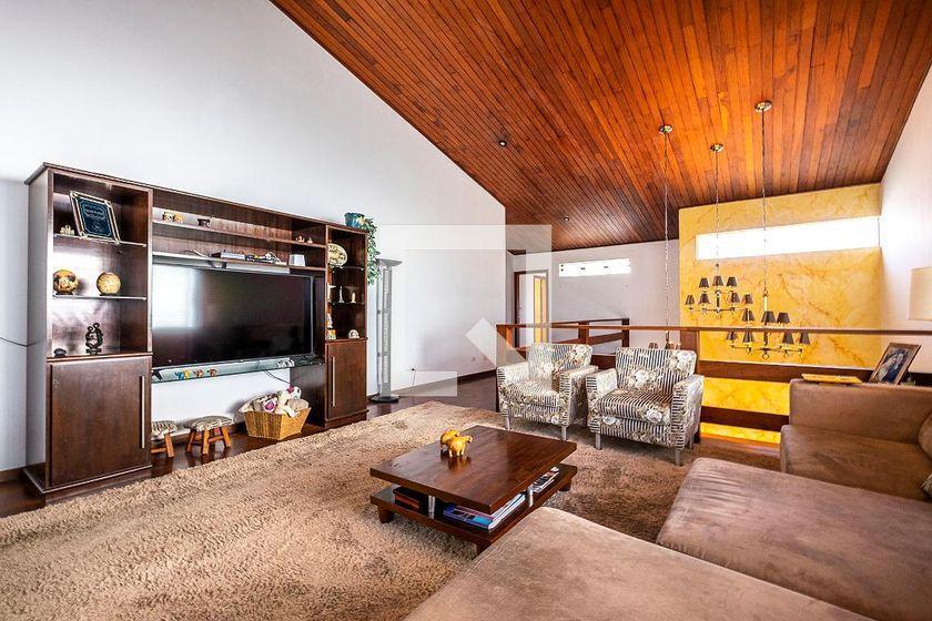 Casa à Venda – Alto de Pinheiros, 4 Quartos, 630 m² – São Paulo
