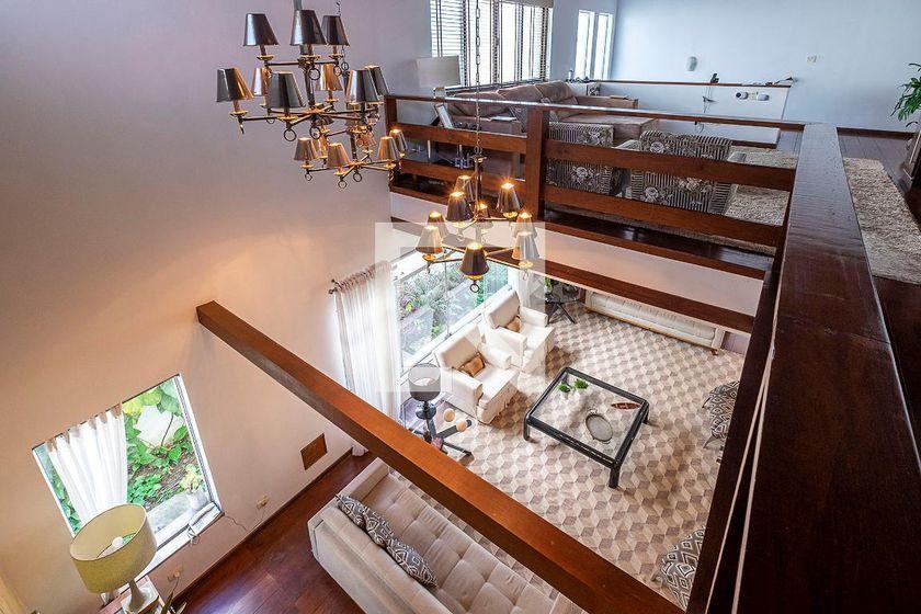 Casa à Venda – Alto de Pinheiros, 4 Quartos, 630 m² – São Paulo