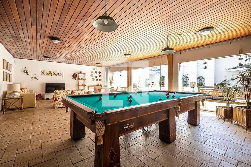 Casa à Venda – Alto de Pinheiros, 4 Quartos, 630 m² – São Paulo