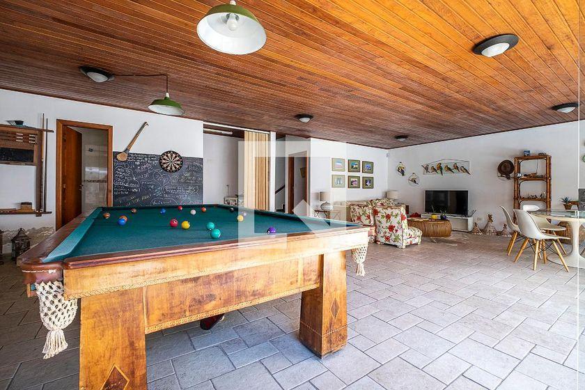 Casa à Venda – Alto de Pinheiros, 4 Quartos, 630 m² – São Paulo