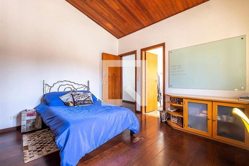 Casa à Venda – Alto de Pinheiros, 4 Quartos, 630 m² – São Paulo
