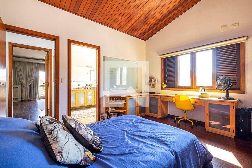 Casa à Venda – Alto de Pinheiros, 4 Quartos, 630 m² – São Paulo