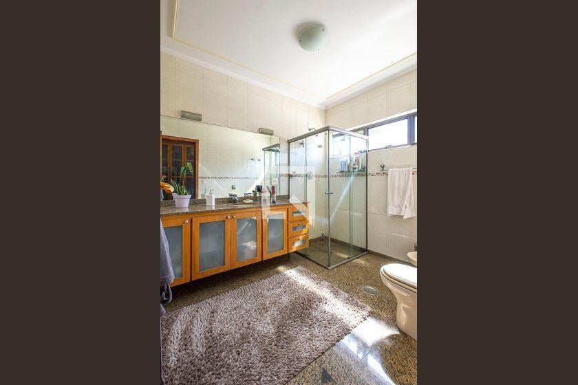 Casa à Venda – Alto de Pinheiros, 4 Quartos, 630 m² – São Paulo