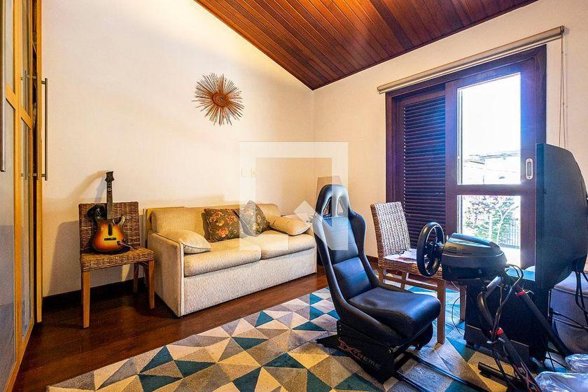 Casa à Venda – Alto de Pinheiros, 4 Quartos, 630 m² – São Paulo