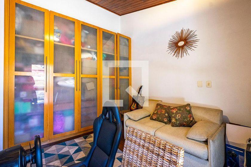 Casa à Venda – Alto de Pinheiros, 4 Quartos, 630 m² – São Paulo