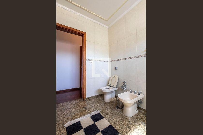 Casa à Venda – Alto de Pinheiros, 4 Quartos, 630 m² – São Paulo