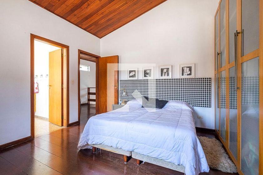 Casa à Venda – Alto de Pinheiros, 4 Quartos, 630 m² – São Paulo
