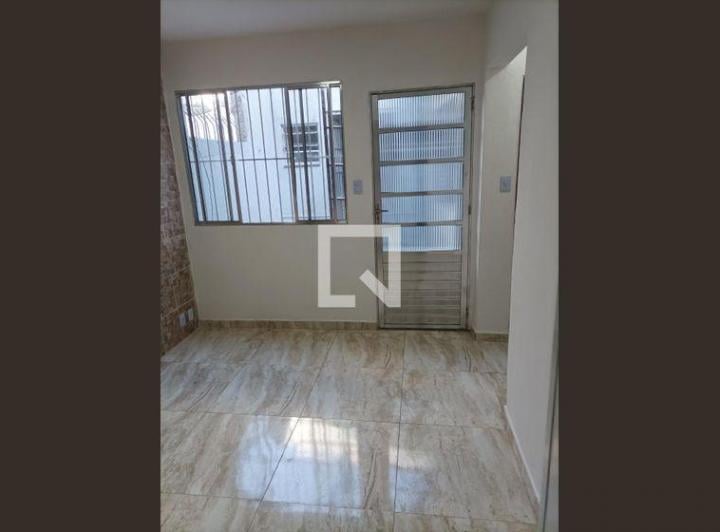 Casa à Venda – Vila Santa Clara, 2 Quartos, 120 m² – São Paulo