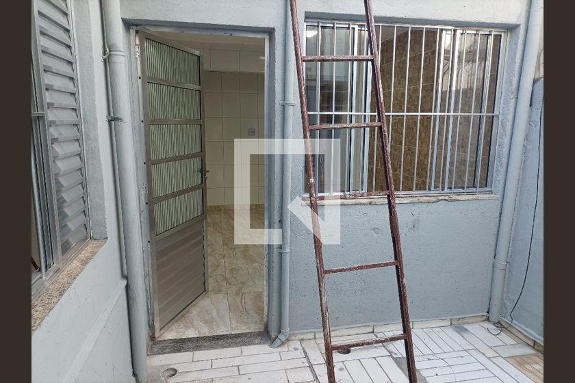Casa à Venda – Vila Santa Clara, 2 Quartos, 120 m² – São Paulo