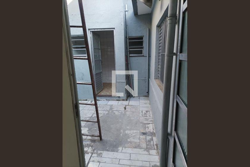 Casa à Venda – Vila Santa Clara, 2 Quartos, 120 m² – São Paulo