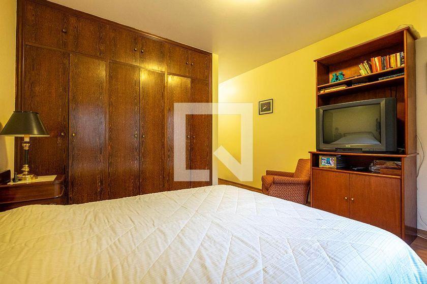 Casa à Venda – Alto de Pinheiros, 4 Quartos, 420 m² – São Paulo