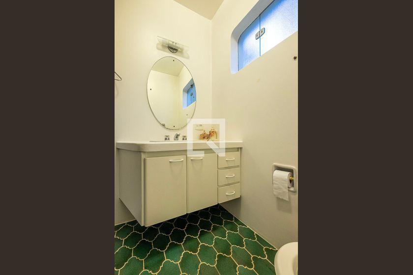 Casa à Venda – Alto de Pinheiros, 4 Quartos, 420 m² – São Paulo