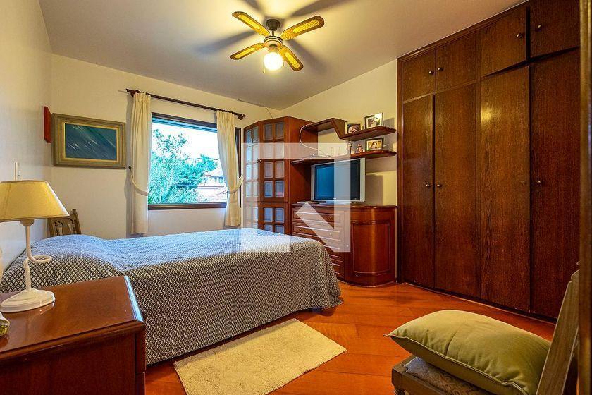 Casa à Venda – Alto de Pinheiros, 4 Quartos, 420 m² – São Paulo